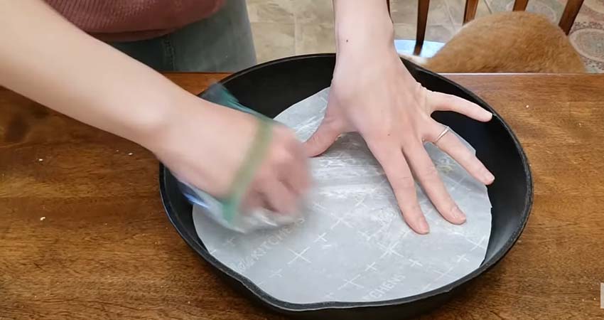 lightly coat the skillet with butter